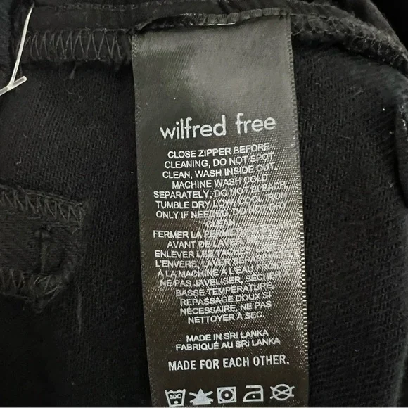 Aritzia Wilfred Free Twostep Flare Leg High Waisted Jeans Black Women’s Size 6 - Picture 12 of 13